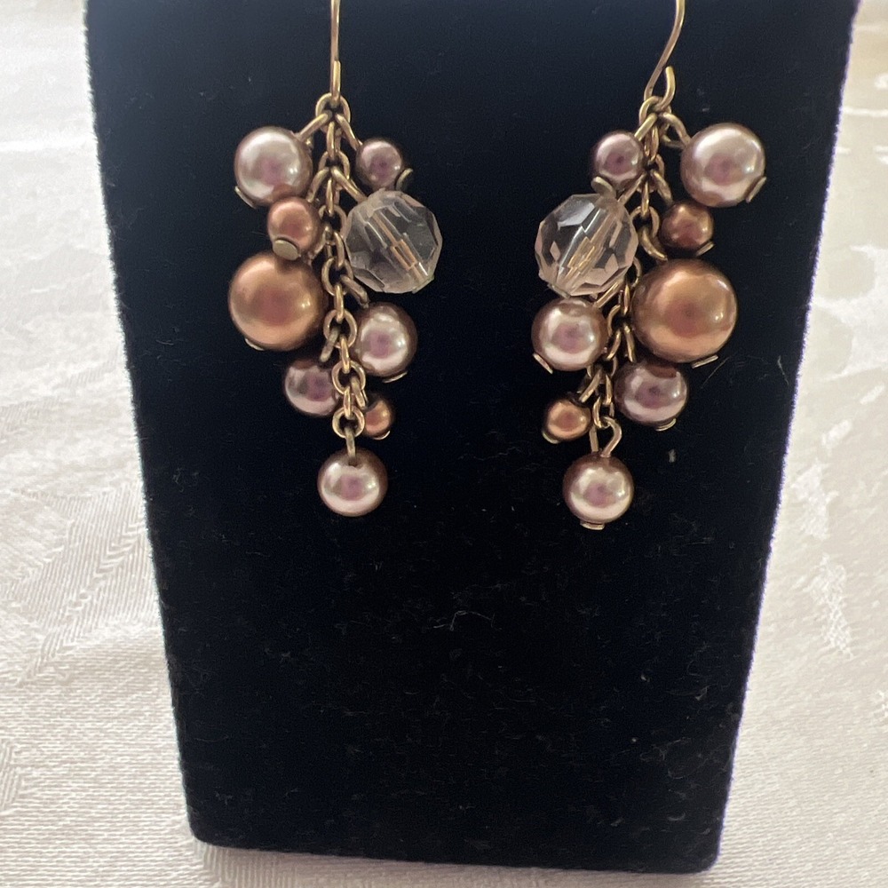 Vintage Faux Pearls ‎ Beads drop Dangle earrings Gold Tone Signed ROMAN RMN 1.5"